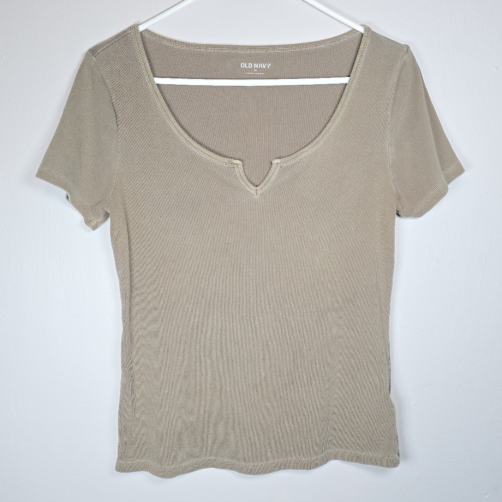 Y2K Old Navy Ribbed Henley Tee Short Sleeve V-Neck Stretch Dainty 2000s 90s Chic